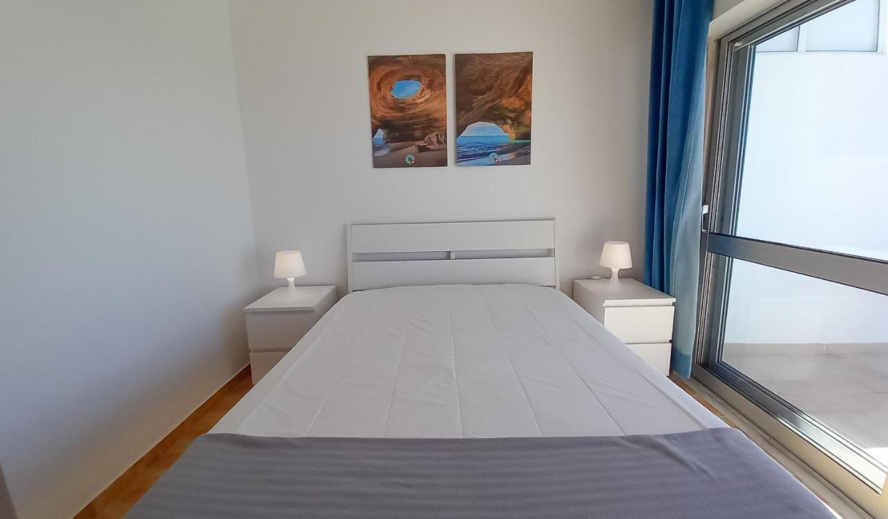 Mira Atlântico 13- Terraço Com Vista Mar e Cidade, Wifi, 80mt Praia Quarteira Exterior foto